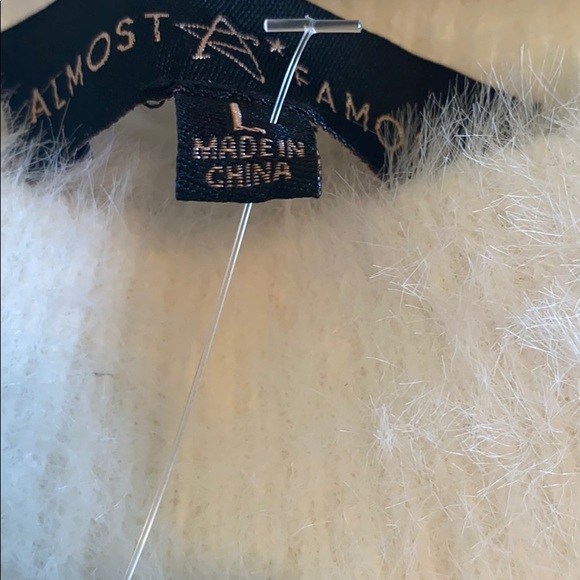 NWT Almost Famous off the shoulder eyelash sweater. - Picture 6 of 6